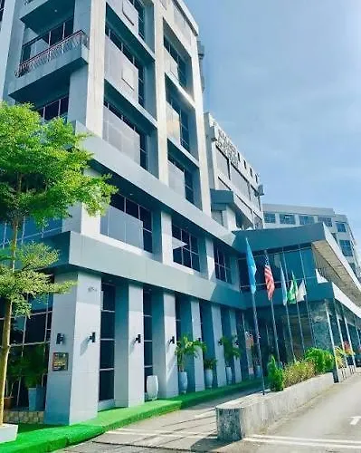 Galaxy La Palm Royal Hotel
